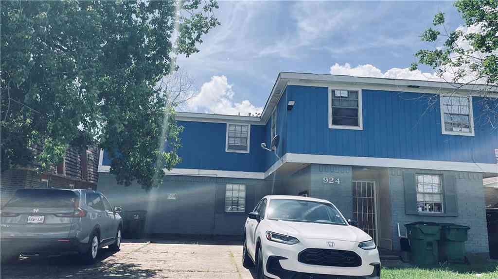 Multifamily For Rent - 924 E Monterey Drive #A<br/> Jefferson County, Gretna, LA 70056