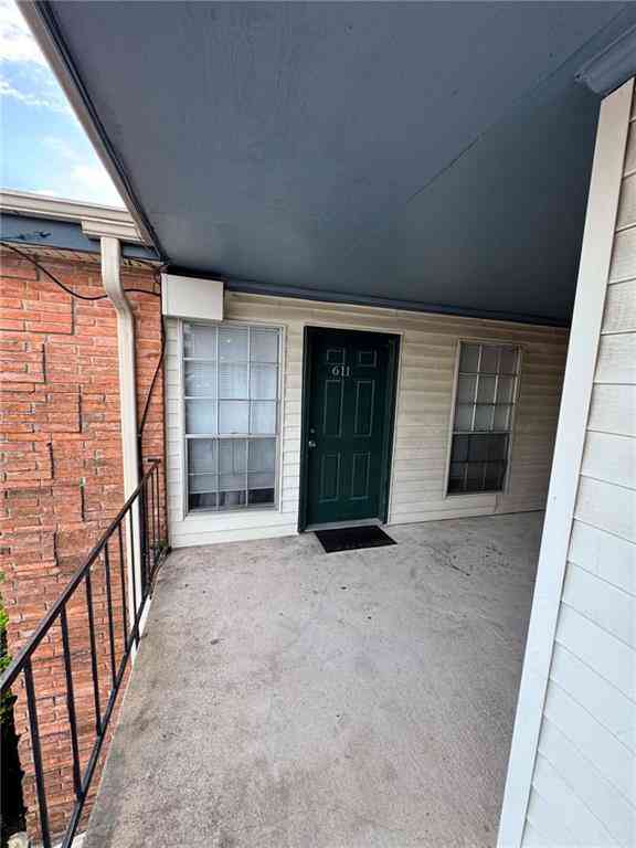 Condo For Sale - 3126 Edenborn Avenue #611<br/> Metairie, LA 70002