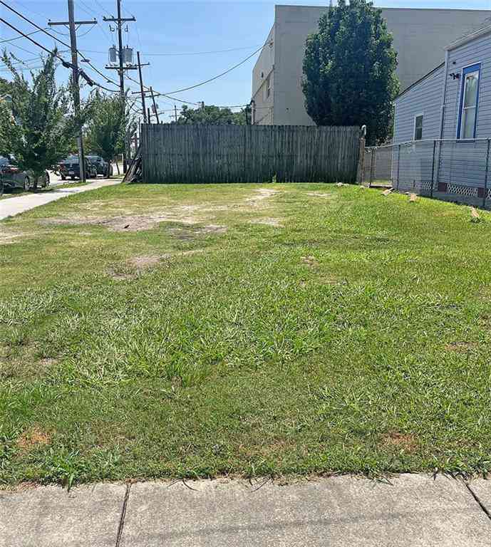 Vacant Land For Sale - 2600 Palmyra Street<br/> New Orleans, LA 70119