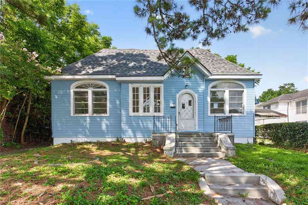 Homes For Sale - 4124 Clermont Drive<br/> New Orleans, LA 70122