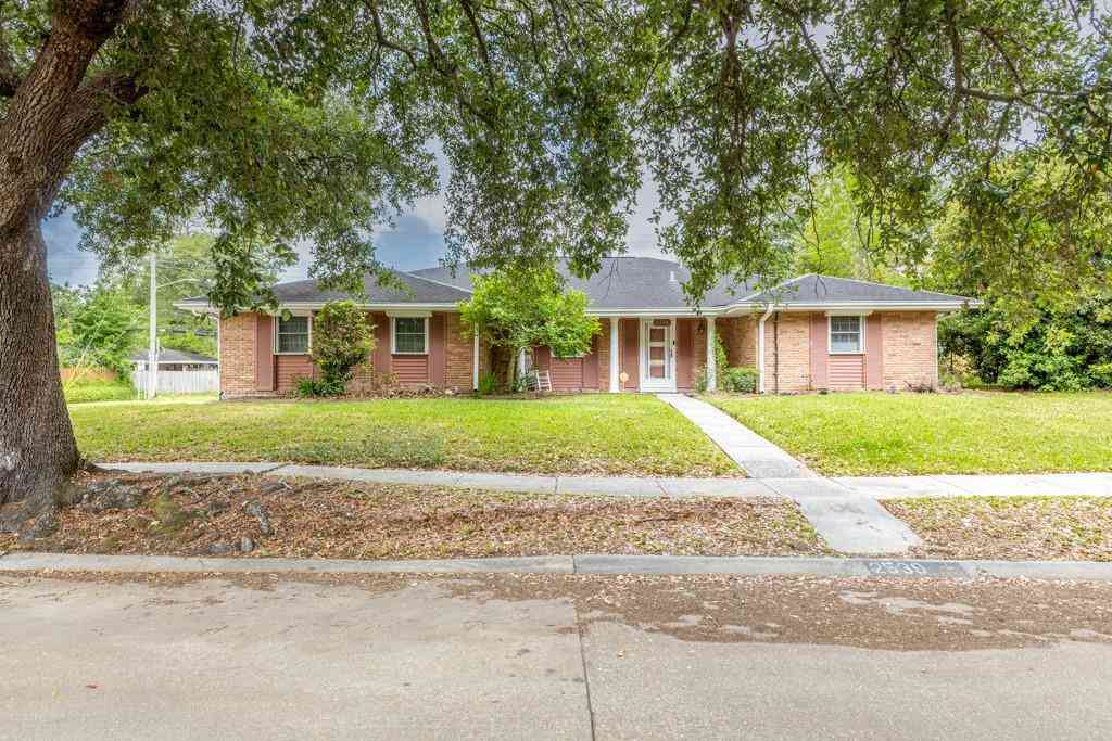Homes For Sale - 2539 Ramsey Drive<br/> New Orleans, LA 70131