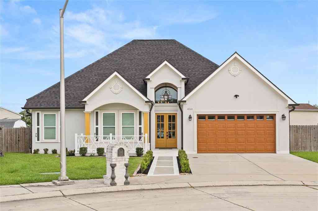 Homes For Sale - 4541 Bald Eagle Park<br/> Marrero, LA 70072