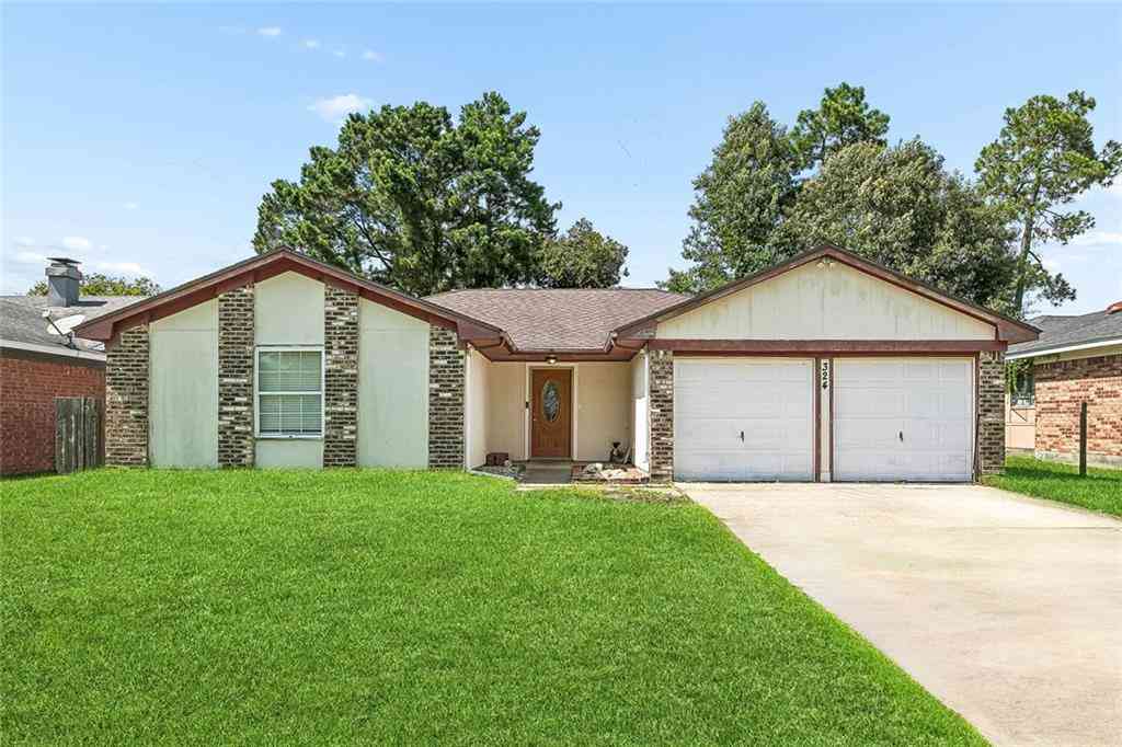 Homes For Sale - 324 Drury Lane<br/> Slidell, LA 70460