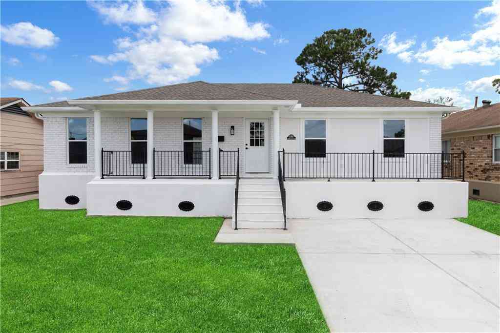 Homes For Sale - 532 N Marlin Court<br/> Gretna, LA 70056
