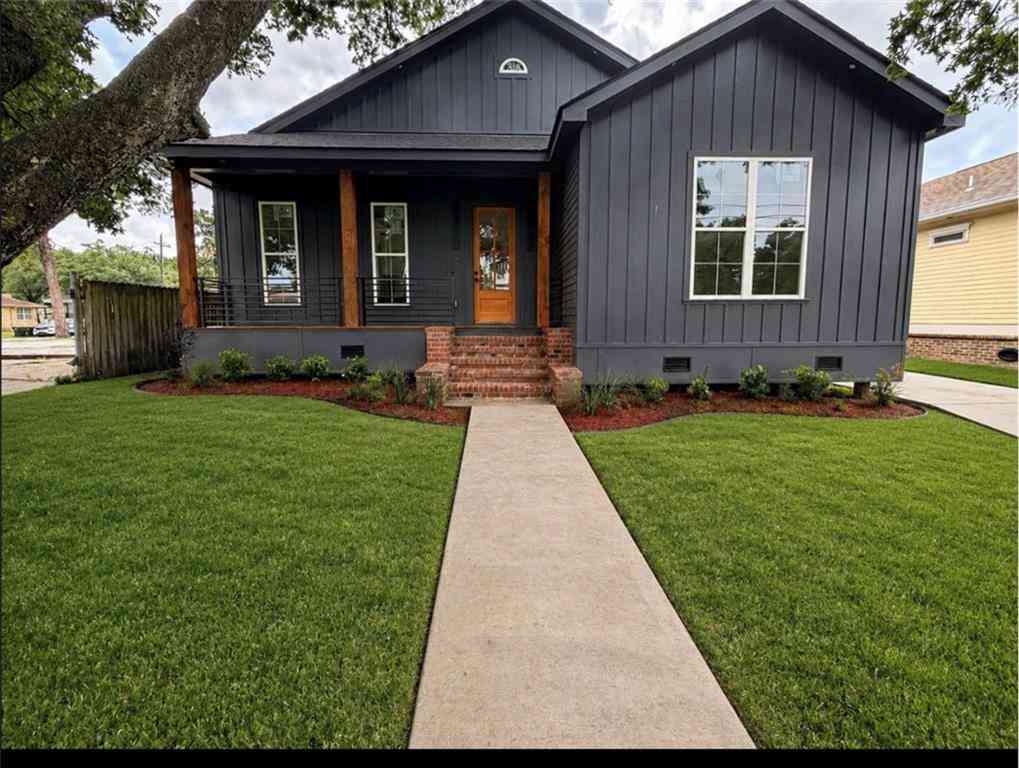 Homes For Sale - 4810 Galahad Drive<br/> New Orleans, LA 70127