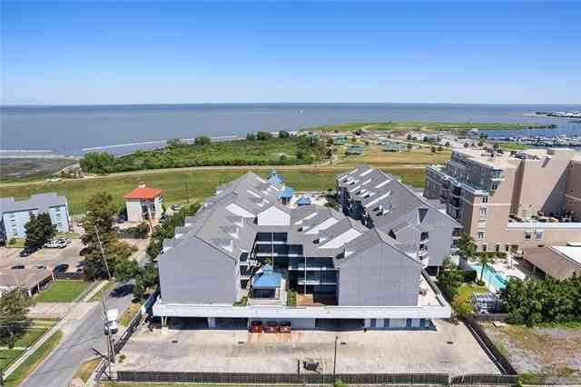 Condo For Sale - 420 Metairie Hammond Highway #307<br/> Metairie, LA 70005