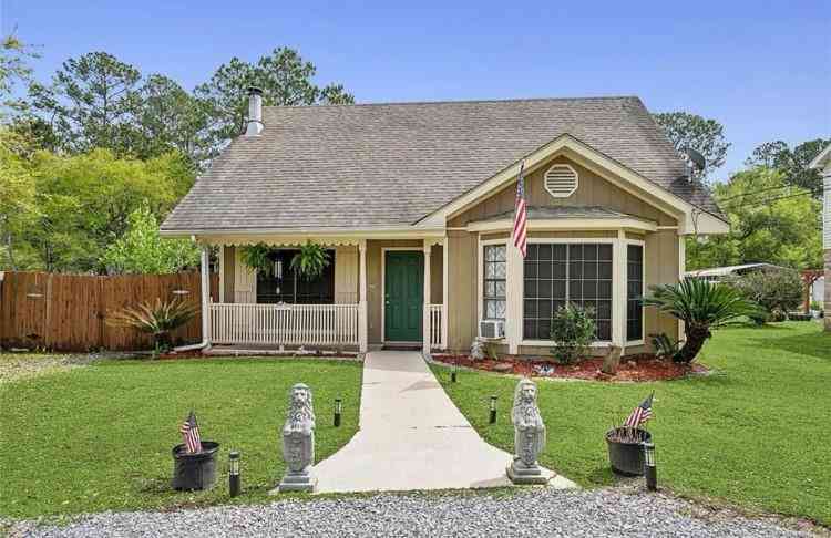 Homes For Sale - 122 Morrow Drive<br/> Slidell, LA 70461