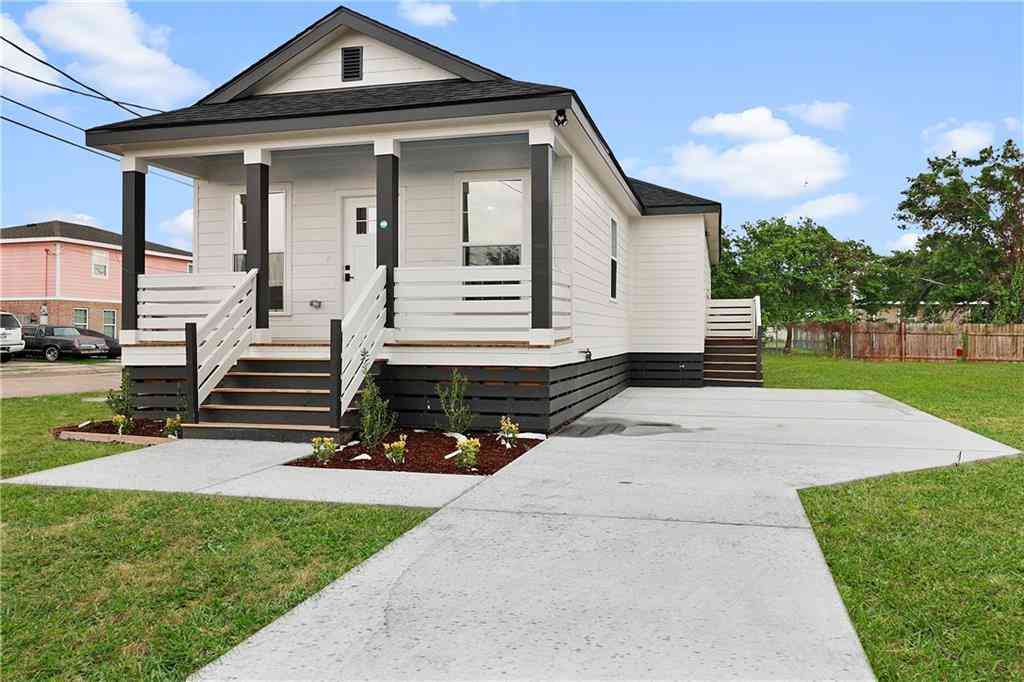 Homes For Sale - 2301 Weyer Street<br/> Gretna, LA 70053