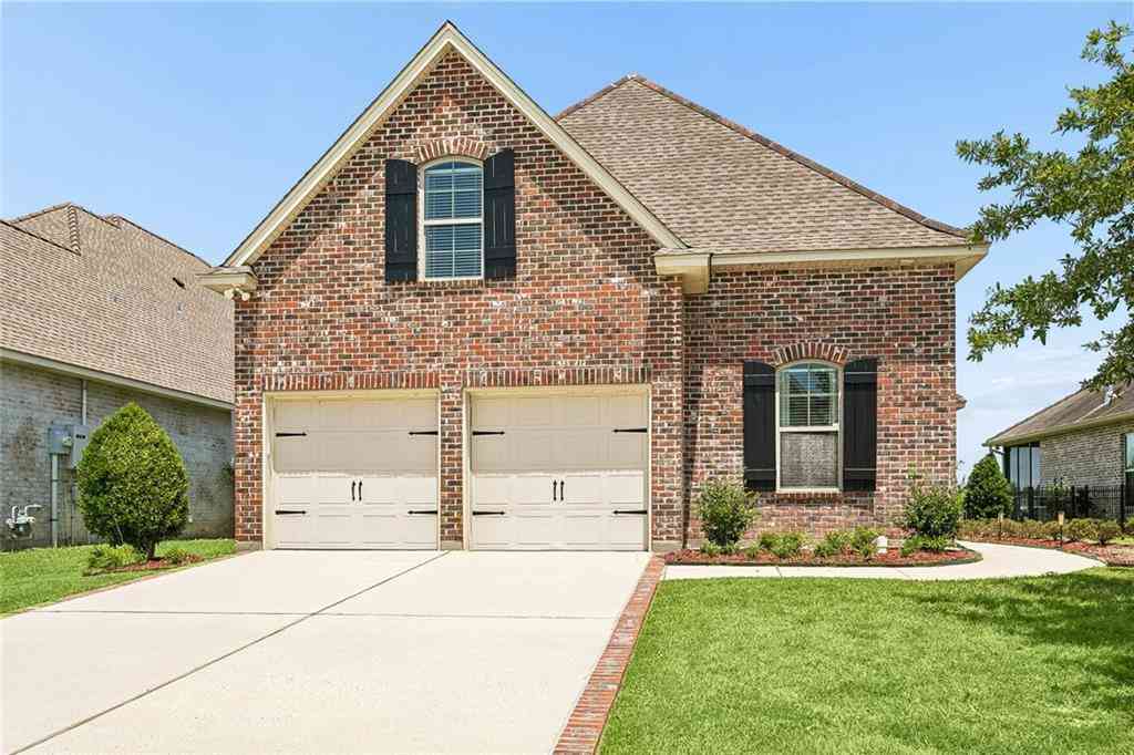 Homes For Sale - 342 Nicklaus Drive<br/> Slidell, LA 70458