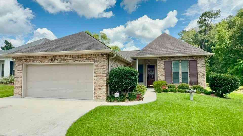 Homes For Sale - 19371 9th Avenue<br/> Saint Tammany County, Covington, LA 70433