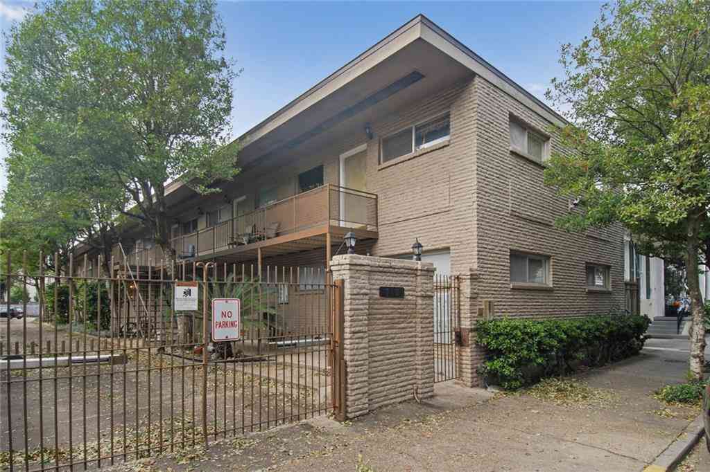 Condo For Rent - 718 Frenchmen Street #10<br/> New Orleans, LA 70116