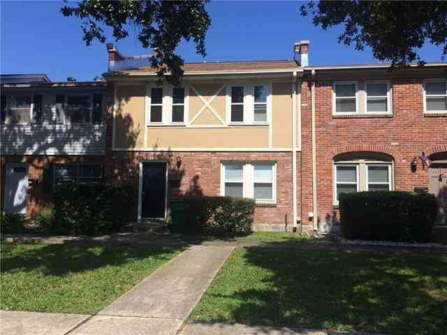 Condo For Rent - 300 Coral Avenue #B<br/> Terrytown, LA 70058
