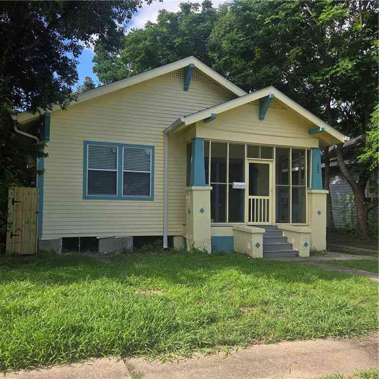 Homes For Rent - 2644 Acacia Street<br/> New Orleans, LA 70122