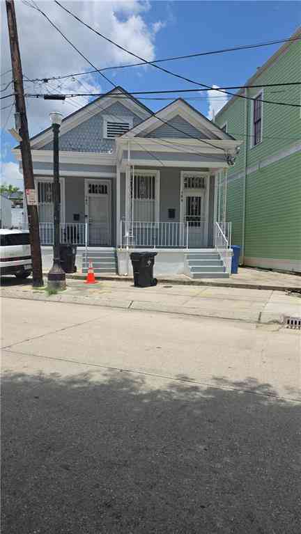 Multifamily For Rent - 705 Felicity Street<br/> New Orleans, LA 70130