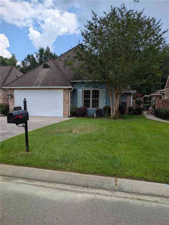 Homes For Sale - 262 Lourdes Lane<br/> Saint Tammany County, Covington, LA 70435