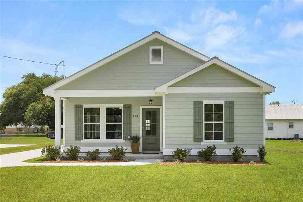 Homes For Sale - 135 Antoine Lane<br/> Saint Charles County, Luling, LA 70070