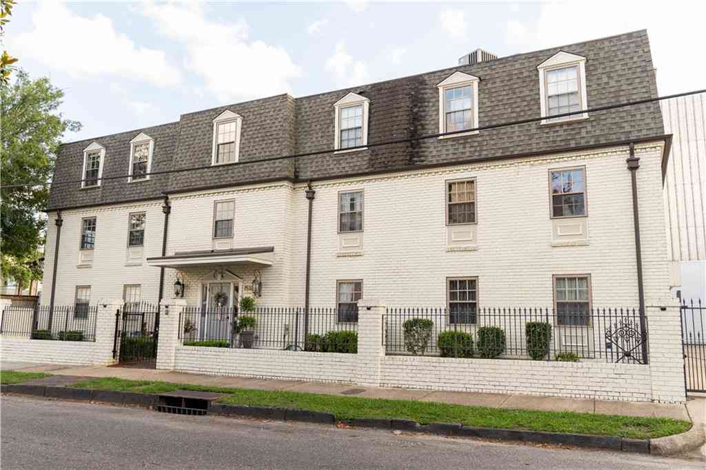 Condo For Sale - 1532 Saint Andrew Street #202<br/> Orleans County, New Orleans, LA 70130