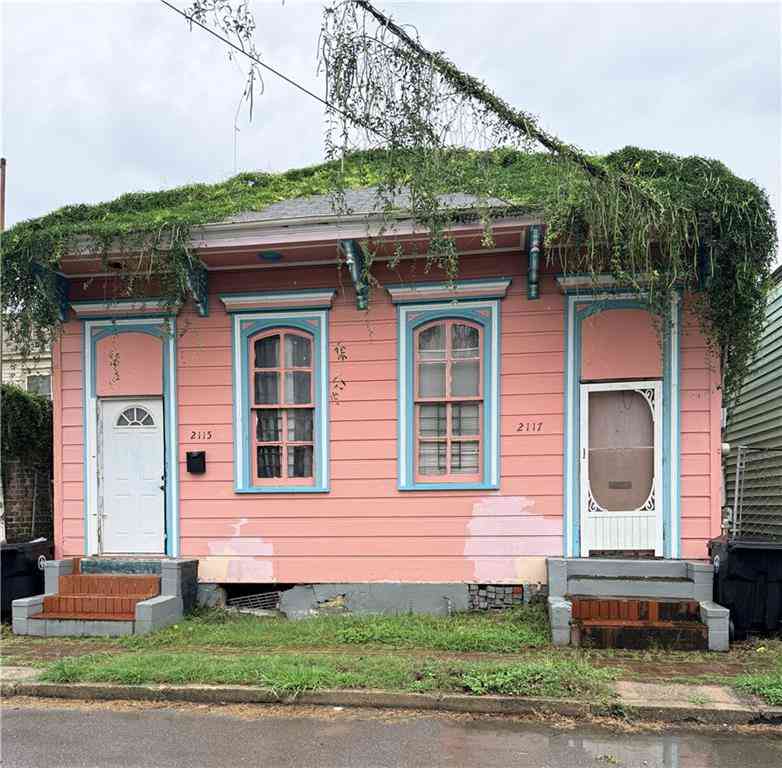 Homes For Sale - 2115 Urquhart Street<br/> New Orleans, LA 70116