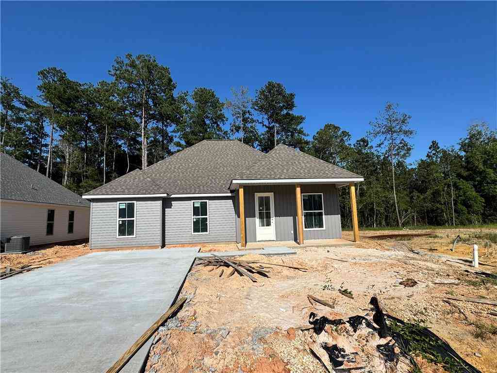 Homes For Sale - 70152 5th Street<br/> Covington, LA 70447