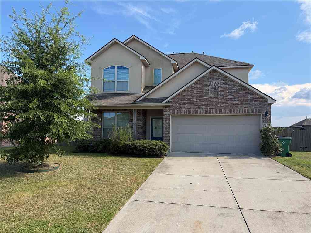 Homes For Rent - 220 E Lake Drive<br/> Slidell, LA 70461