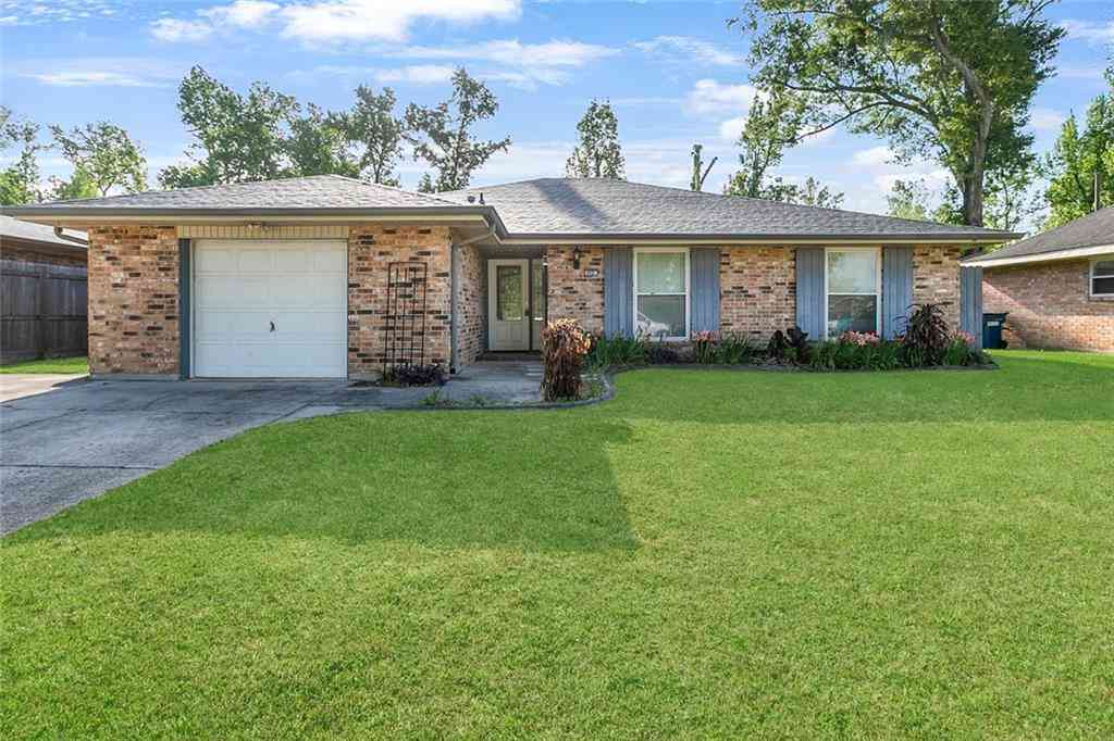Homes For Sale - 309 Desoto Drive<br/> Luling, LA 70070