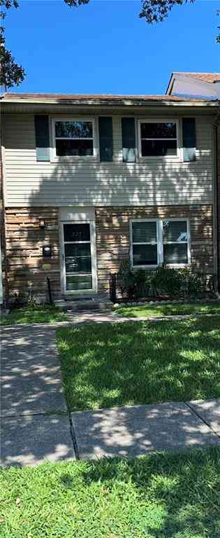 Condo For Sale - 225 Wright Avenue #D<br/> Jefferson County, Terrytown, LA 70056