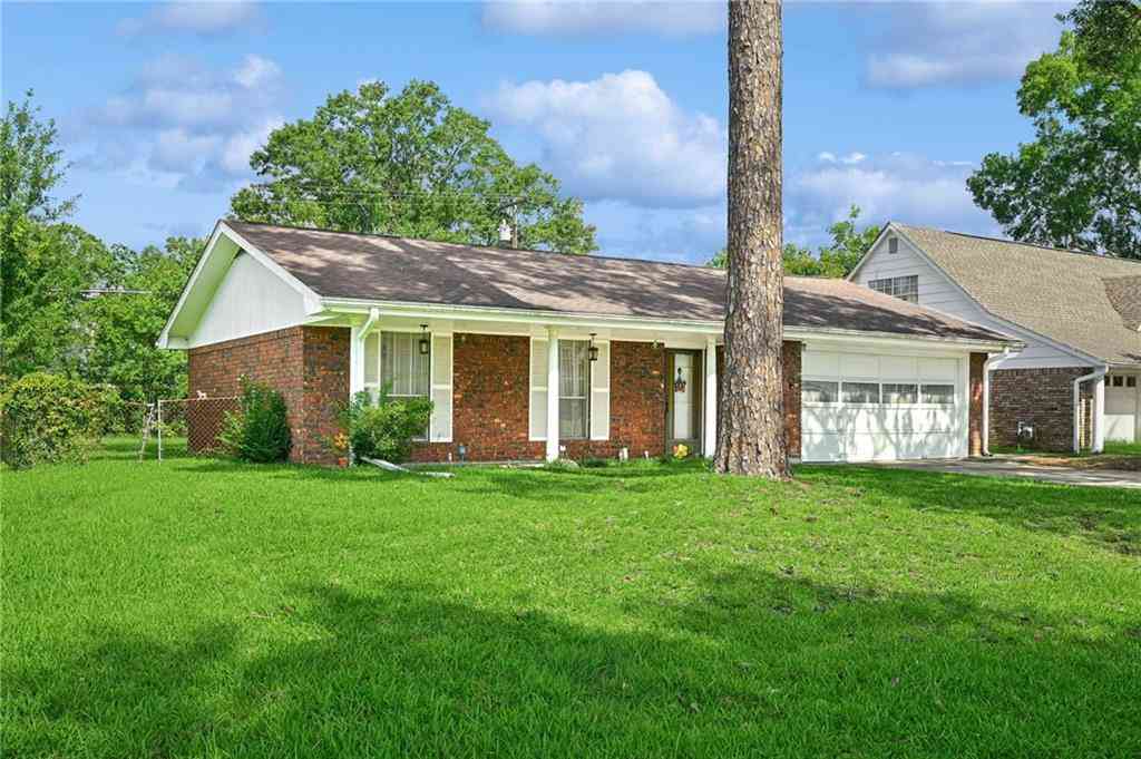 Homes For Sale - 129 Melody Lane<br/> Saint Tammany County, Slidell, LA 70458