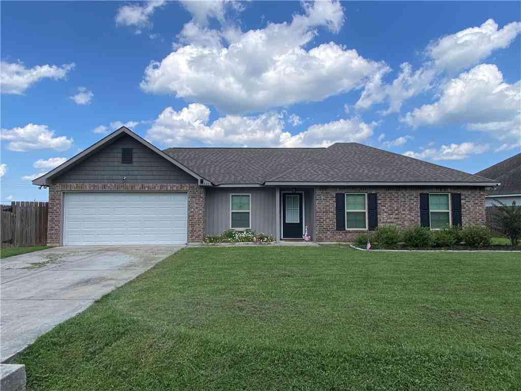 Homes For Sale - 39622 Island Trace Boulevard<br/> Tangipahoa County, Ponchatoula, LA 70454