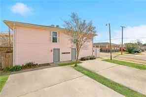 Townhouse For Rent - 241 Helen Street #3C<br/> Gretna, LA 70056