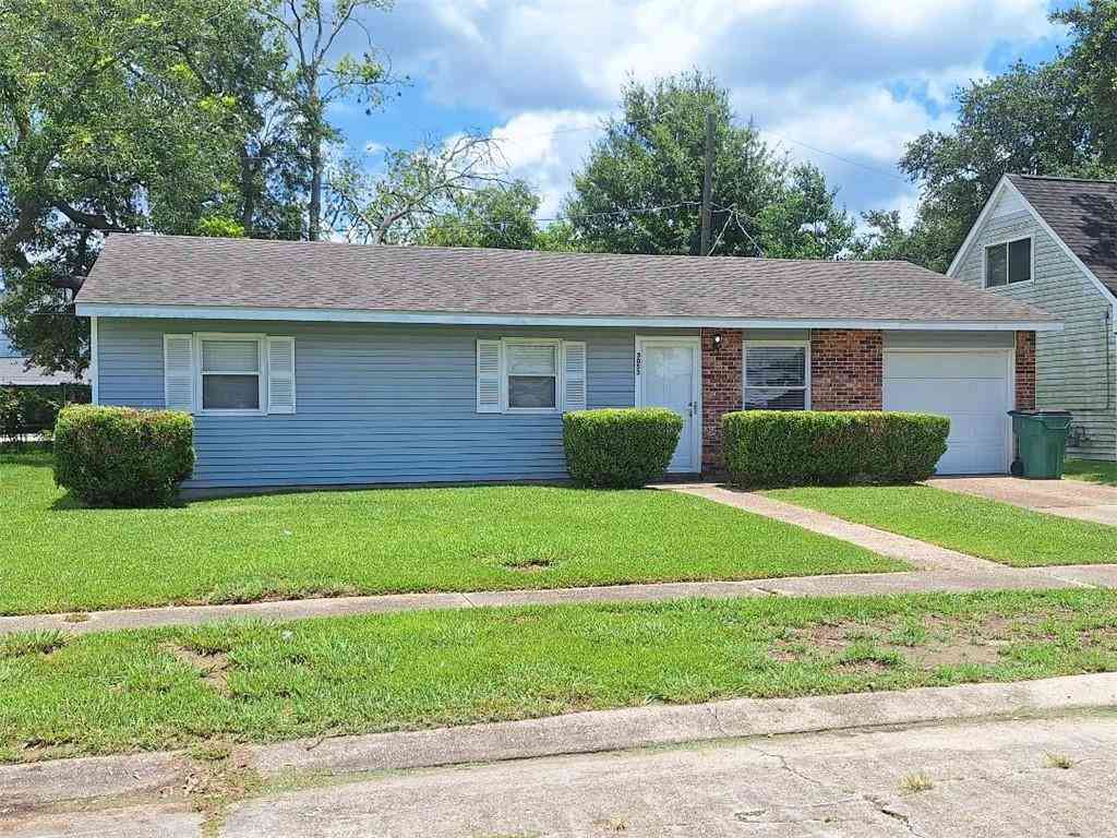 Homes For Rent - 5053 Bennington Street<br/> Marrero, LA 70072
