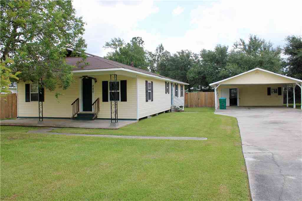 Homes For Sale - 280 N 4th Street<br/> Tangipahoa County, Ponchatoula, LA 70454