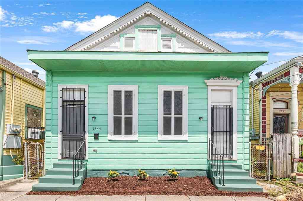 Homes For Sale - 1337 Touro Street<br/> Orleans County, New Orleans, LA 70116