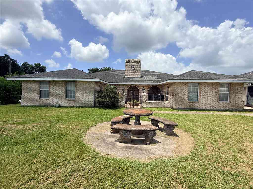 Homes For Sale - 30584 Highway 23 Highway<br/> Plaquemines County, Buras, LA 70041