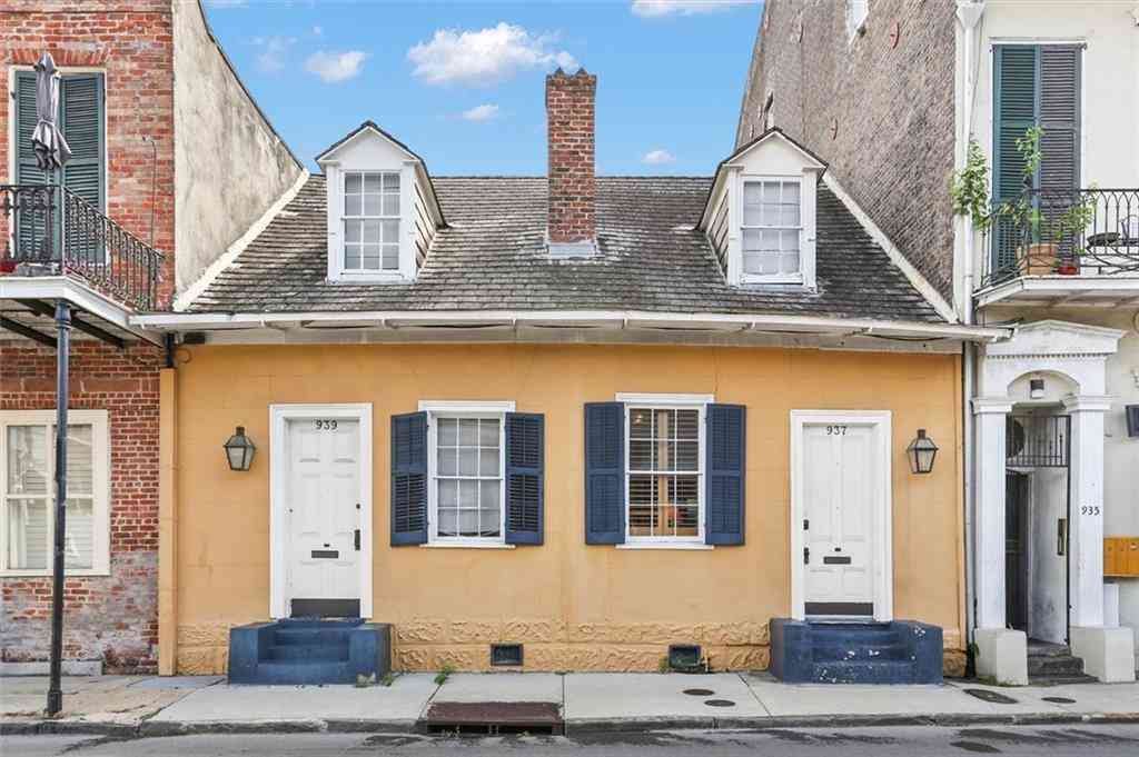 Condo For Sale - 937 Governor Nicholls Street #7<br/> Orleans County, New Orleans, LA 70116
