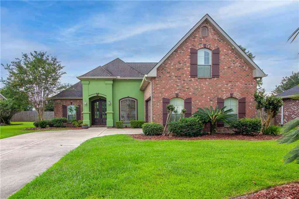 Homes For Sale - 216 Oxbow Drive<br/> Saint John County, La Place, LA 70068