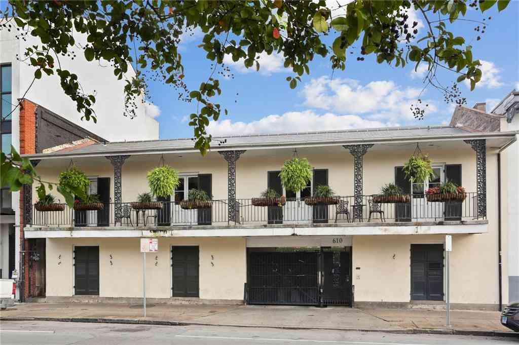 Condo For Sale - 612 N Rampart Street #612<br/> Orleans County, New Orleans, LA 70112