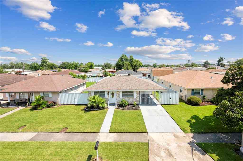 Homes For Sale - 2628 Bay Adams Drive<br/> Marrero, LA 70072