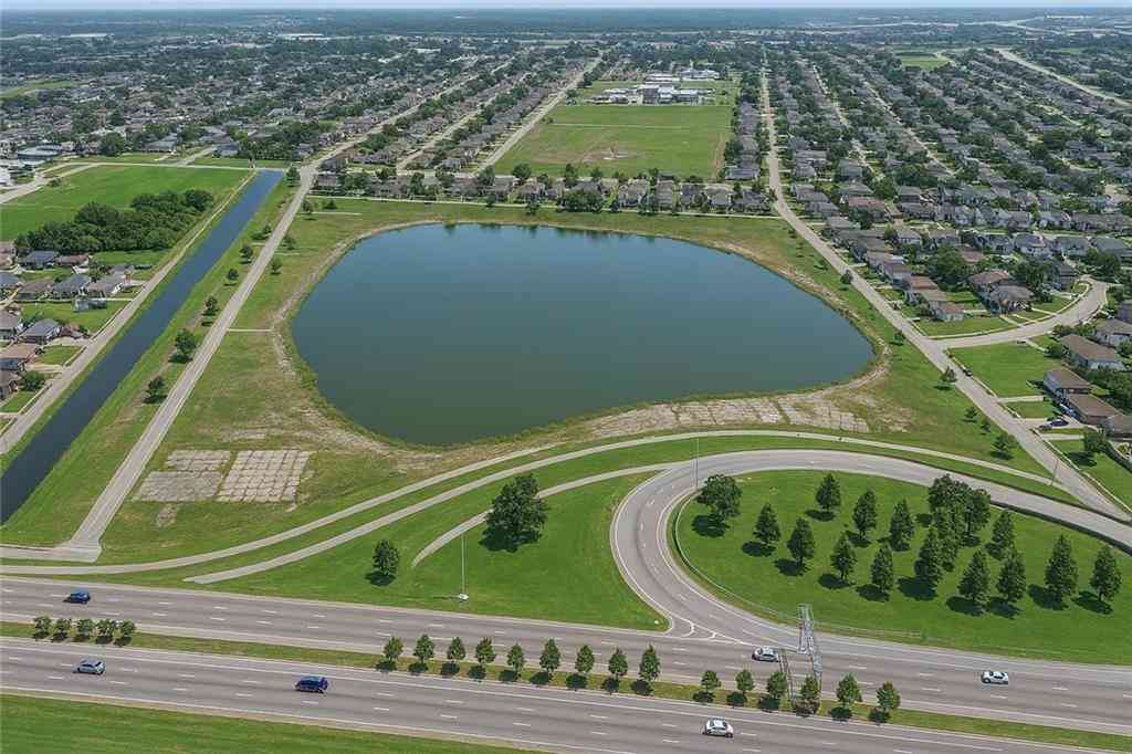 Vacant Land For Sale - 6800-6810 I-10 Service Road<br/> Orleans County, New Orleans, LA 70126