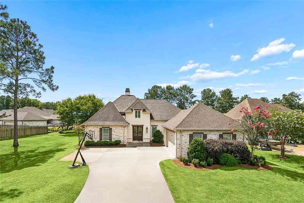 Homes For Sale - 1712 Audubon Parkway<br/> Madisonville, LA 70447