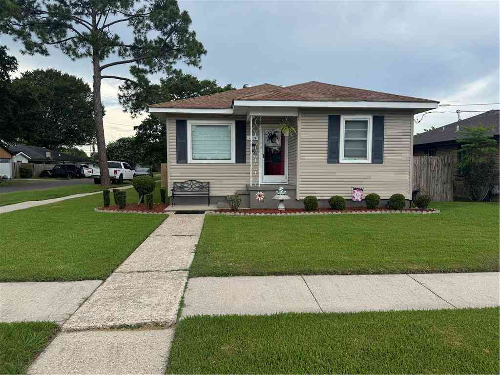 Homes For Sale - 1301 Hudson Street<br/> Jefferson County, Kenner, LA 70062