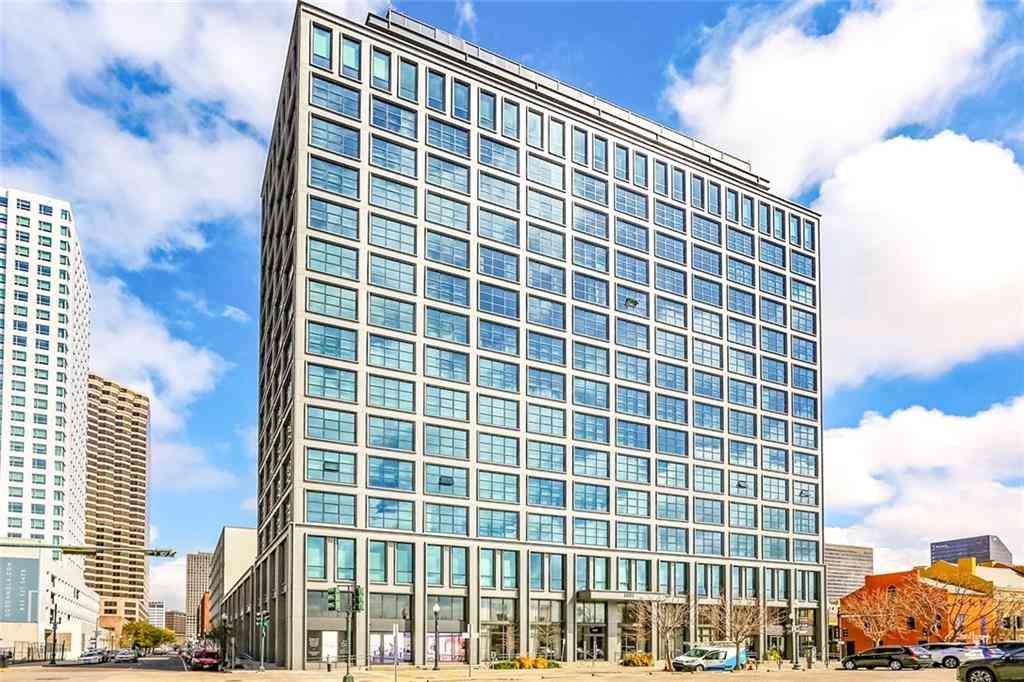 Condo For Sale - 1001 Julia Street #12A<br/> Orleans County, New Orleans, LA 70113