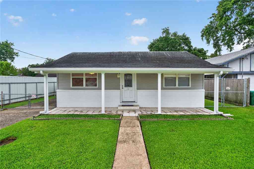 Homes For Sale - 131 Tullulah Avenue<br/> Jefferson County, River Ridge, LA 70123