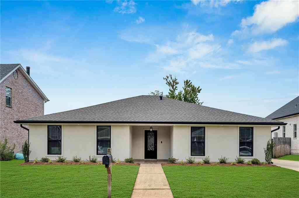 Homes For Sale - 59 Dunleith Drive<br/> Destrehan, LA 70047