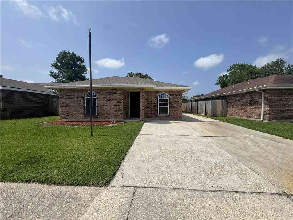 Homes For Sale - 7650 Morel Street<br/> Orleans County, New Orleans, LA 70128