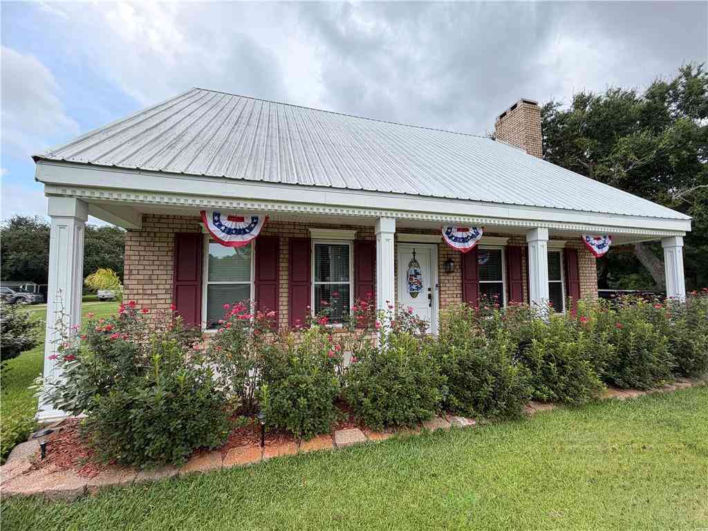 Homes For Sale - 31198 Highway 23 Highway<br/> Plaquemines County, Buras, LA 70041