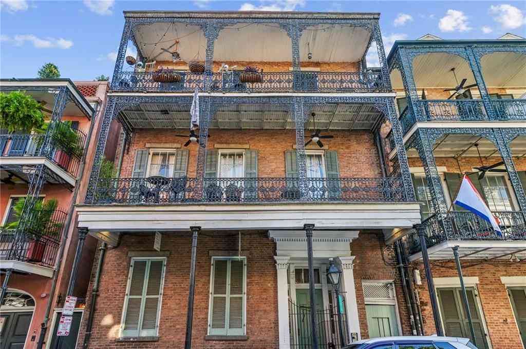Condo For Sale - 835 St Louis Street #D<br/> Orleans County, New Orleans, LA 70112