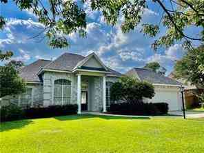 Homes For Rent - 1036 River Court<br/> Mandeville, LA 70448