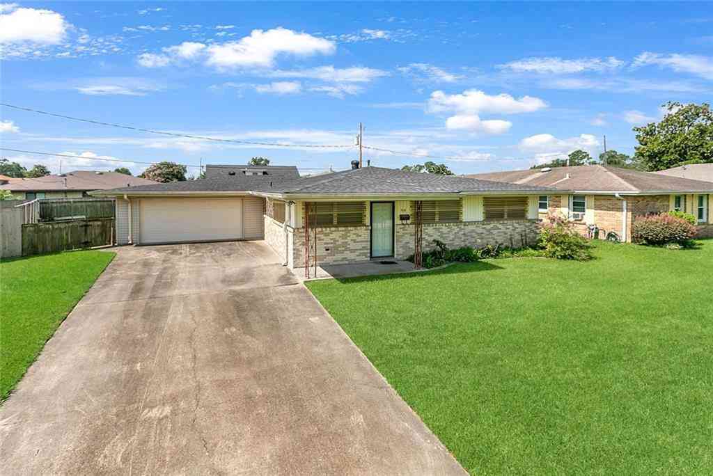 Homes For Sale - 7616 Kenmore Drive<br/> Jefferson County, Harahan, LA 70123