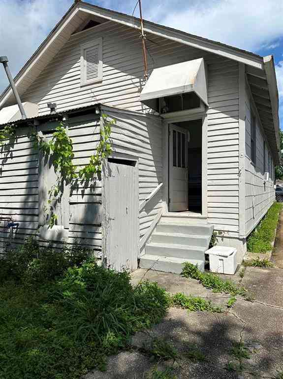 Condo For Sale - 2909-15 Hollygrove Street #09-15<br/> New Orleans, LA 70118