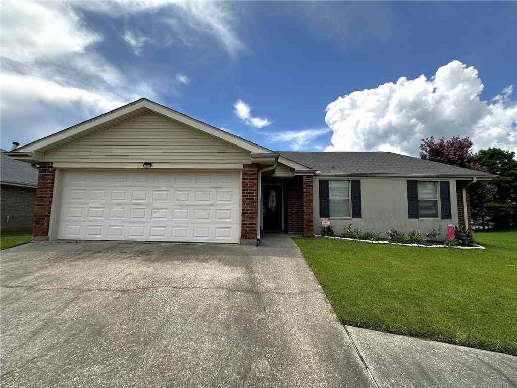 Homes For Sale - 112 Windward Passage Street<br/> Saint Tammany County, Slidell, LA 70458